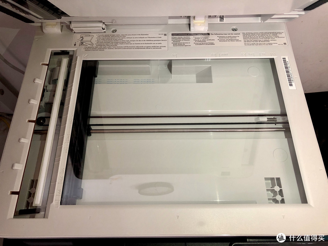 打开上盖就能看到扫描仪